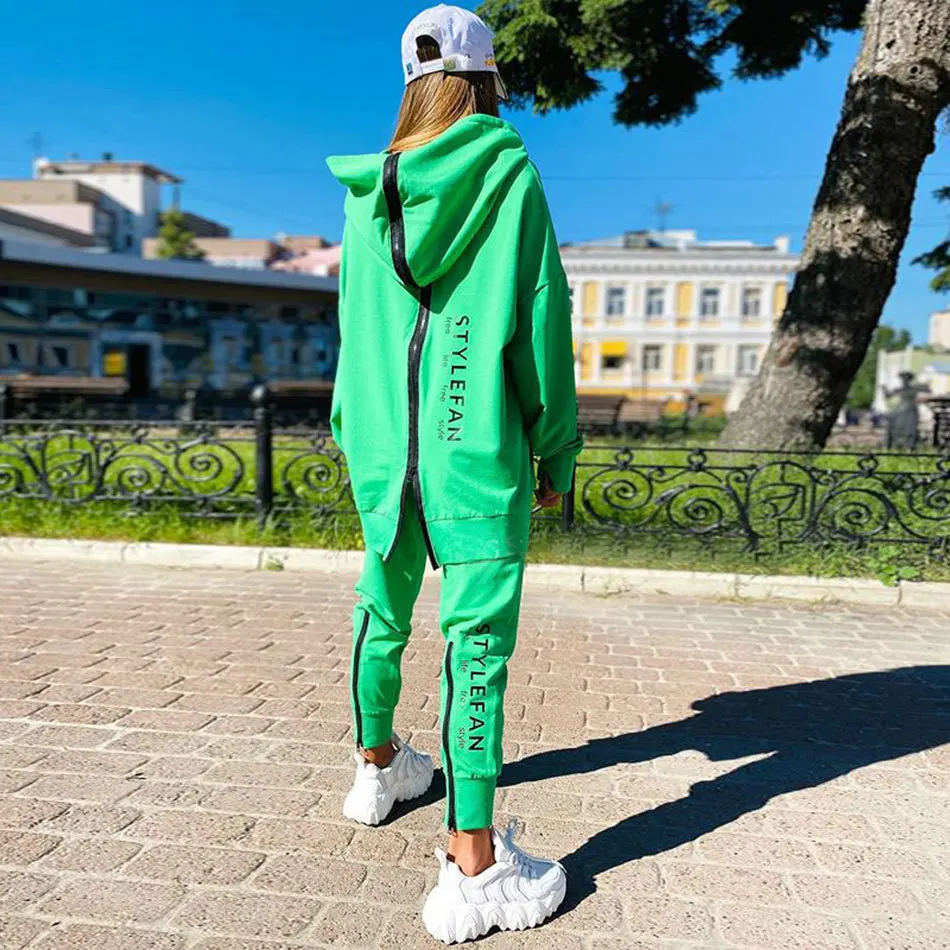 Women'S Fashion Trends Autumn 2025 - Conjunto Feminino de Suéter e Calça