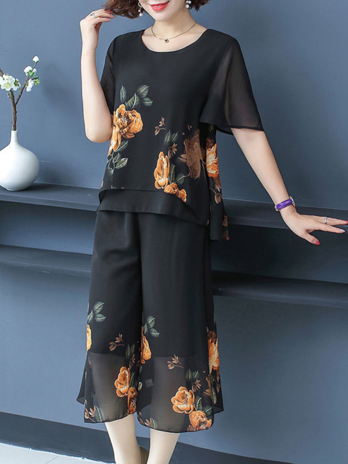 Conjunto de duas peças elegant - Women'S Fashion In The 50S avaliação e preço