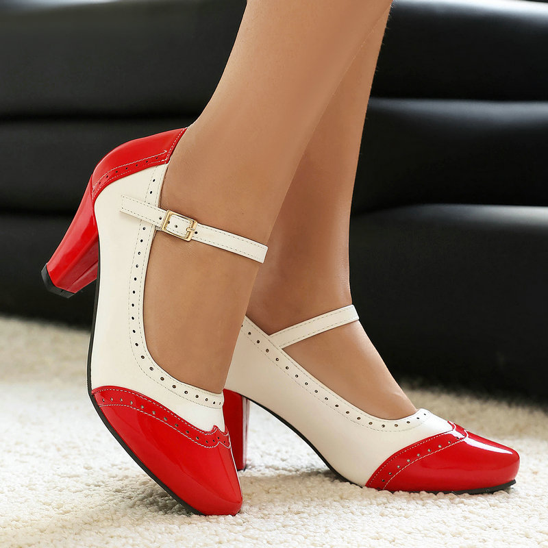 Sapatos Mary Jane Femininos em - Women'S Fashion In The 50S avaliação e preço